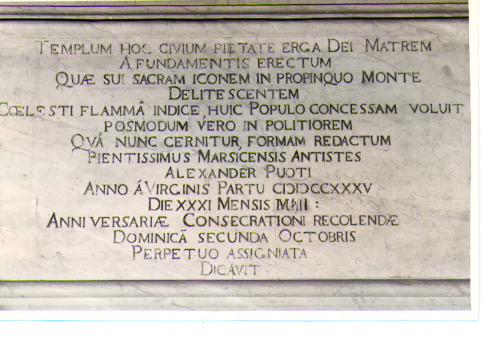 lapide commemorativa - bottega Italia meridionale (sec. XVIII)