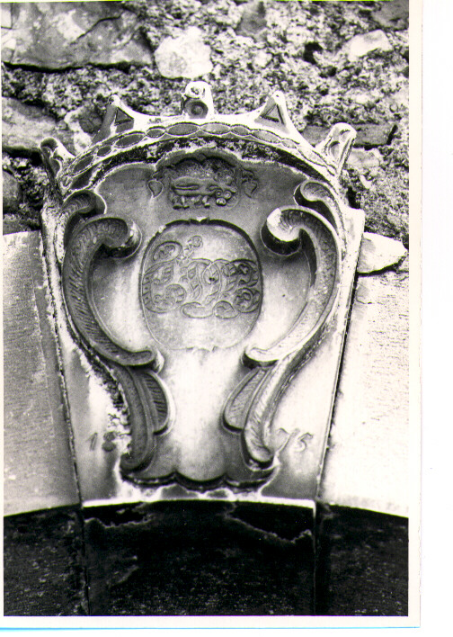 stemma gentilizio (rilievo) - bottega lucana (sec. XIX)
