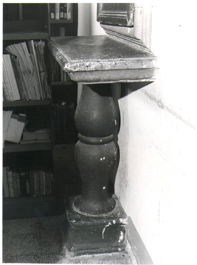 mensola - bottega Italia meridionale (fine/inizio secc. XVI/ XVII, sec. XIX)