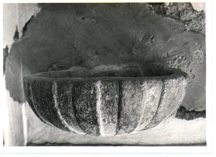 acquasantiera - bottega Italia meridionale (sec. XVIII)