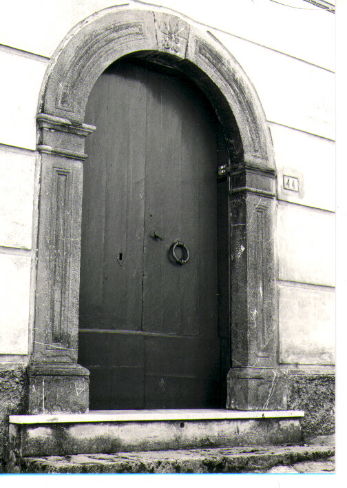 portale - bottega lucana (sec. XIX)