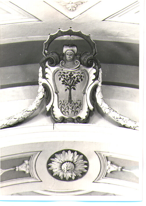 stemma (decorazione plastica) - bottega Italia meridionale (inizio sec. XX)
