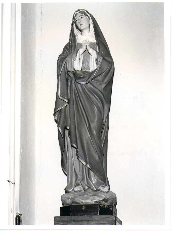 Madonna Addolorata (statua) di Malecore Giuseppe (bottega) (sec. XX)