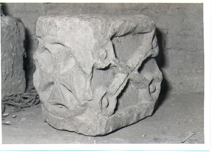 scultura, frammento - bottega lucana (sec. XI)