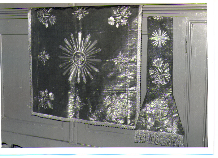 paramento liturgico - manifattura Italia meridionale (fine/inizio secc. XVIII/ XIX)