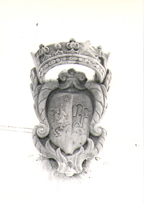 stemma della famiglia Orlandi, stemma (rilievo) - bottega Italia meridionale (sec. XVIII)