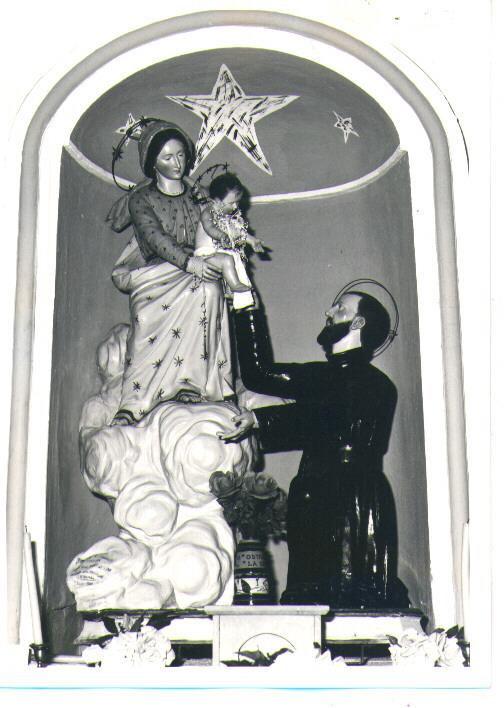 Madonna con Bambino e Santi (gruppo scultoreo, insieme) - bottega Italia meridionale (fine sec. XIX)