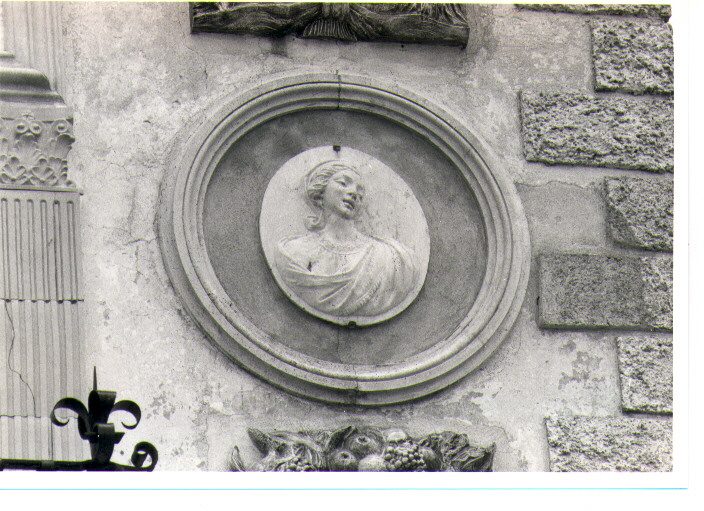 busto femminile (rilievo) - bottega Italia meridionale (seconda metà sec. XIX)