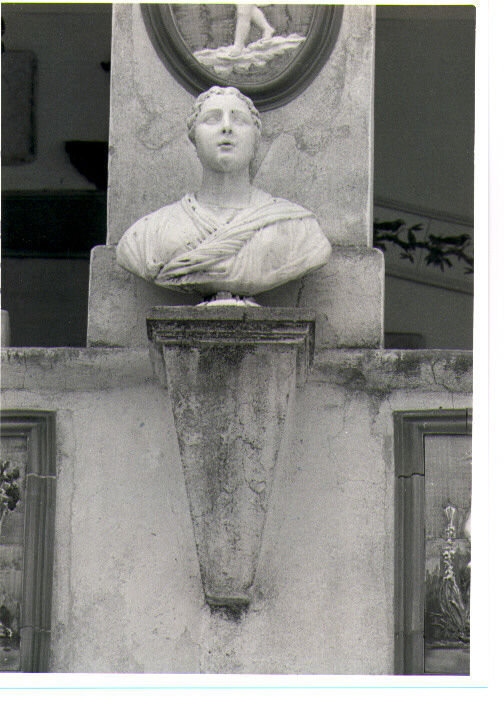 busto femminile (scultura) - bottega Italia meridionale (fine/inizio secc. XVIII/ XIX)