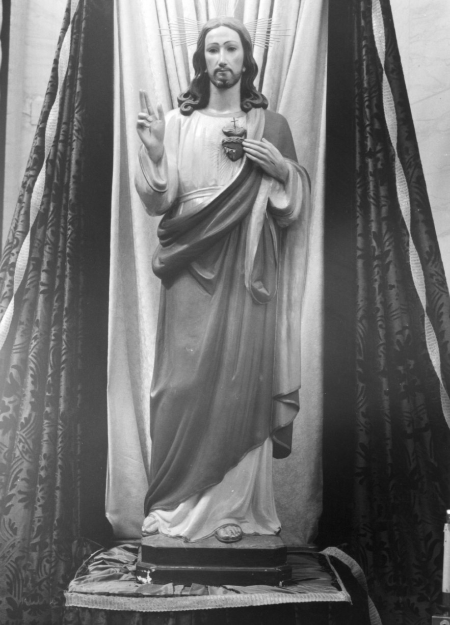 Sacro Cuore di Gesù (statua) - bottega Italia meridionale (prima metà sec. XX)