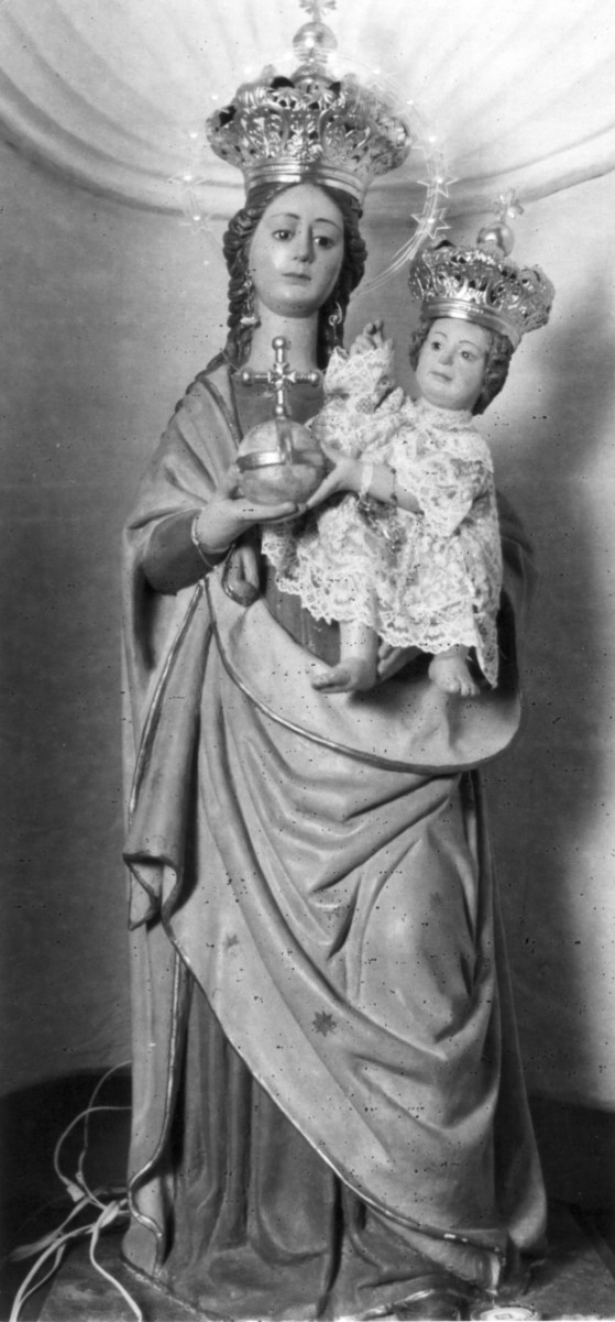 Santa Maria la Beata, Madonna con Bambino (statua) - bottega campana (fine sec. XVII)