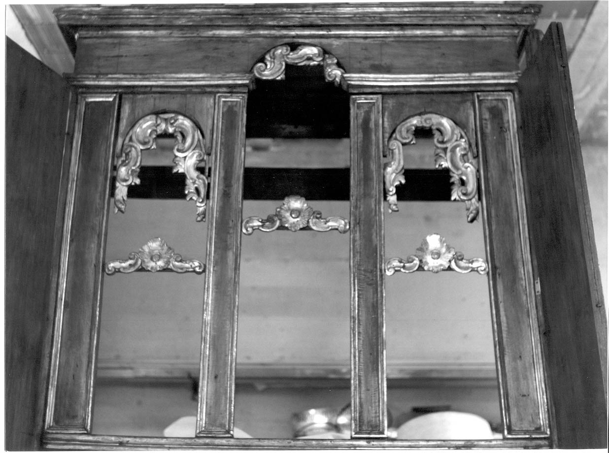 cassa d'organo, opera isolata - bottega Italia meridionale (fine/inizio secc. XVIII/ XIX)