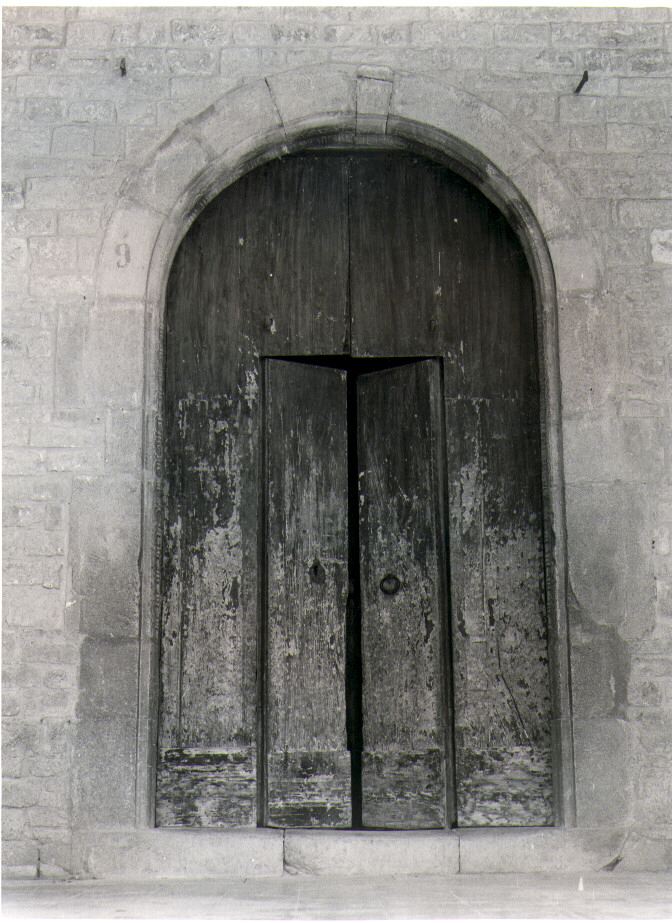 portale - ad arco - bottega Italia meridionale (primo quarto sec. XX)