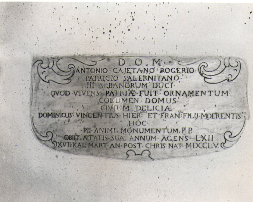 lapide tombale - bottega Italia meridionale (sec. XVIII)