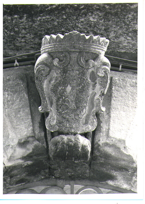 stemma (rilievo) - bottega Italia meridionale (sec. XVI)