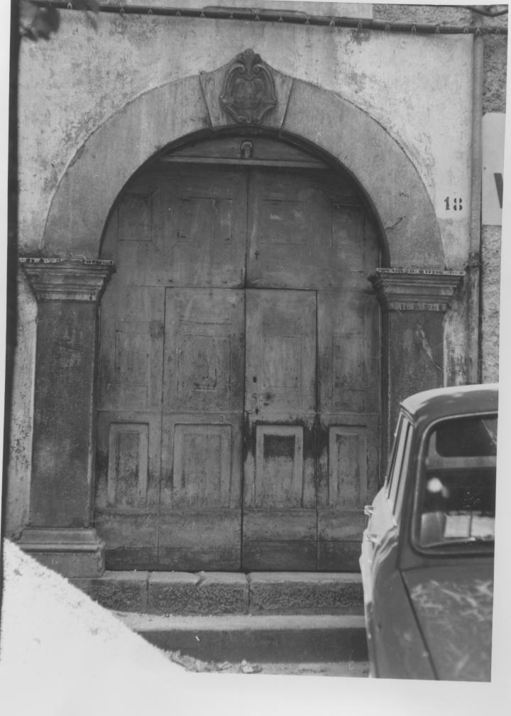 portale - bottega Italia meridionale (sec. XIX)