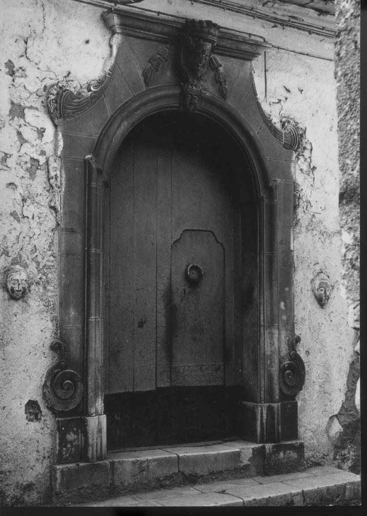 portale - bottega Italia meridionale (sec. XIX)