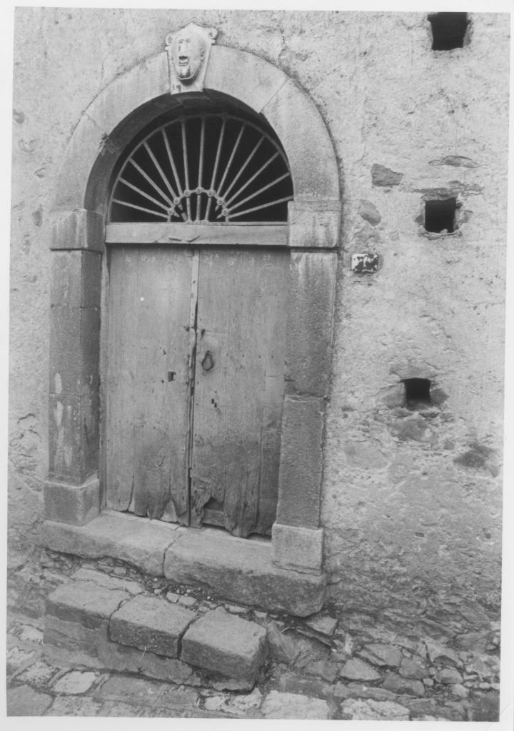 portale - bottega Italia meridionale (sec. XIX)