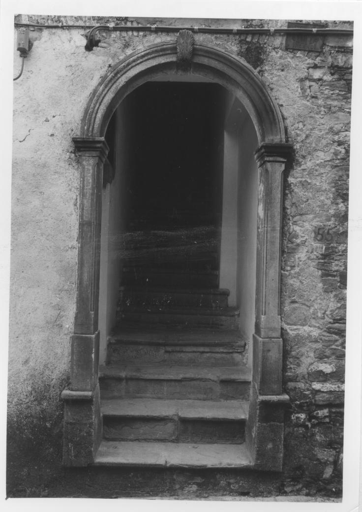 portale di Veneziano Francesco (attribuito) (sec. XX)