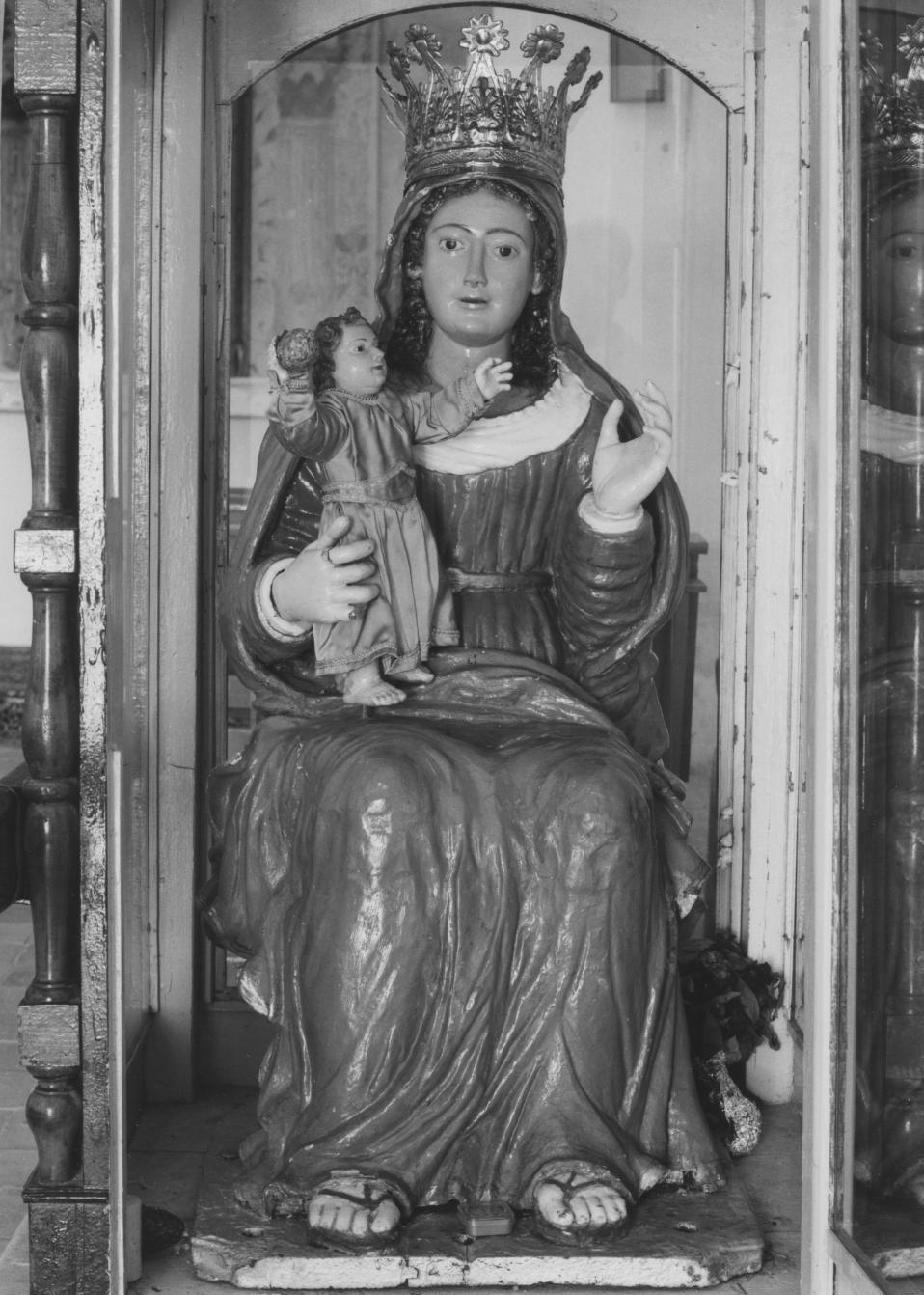 Madonna con Bambino (statua) - bottega napoletana (seconda metà sec. XVII)