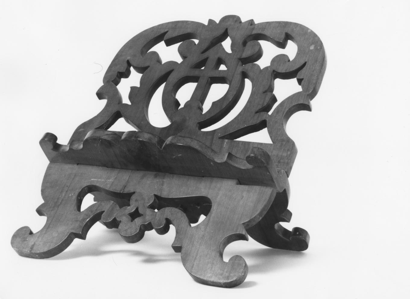 leggio - bottega Italia meridionale (primo quarto sec. XX)