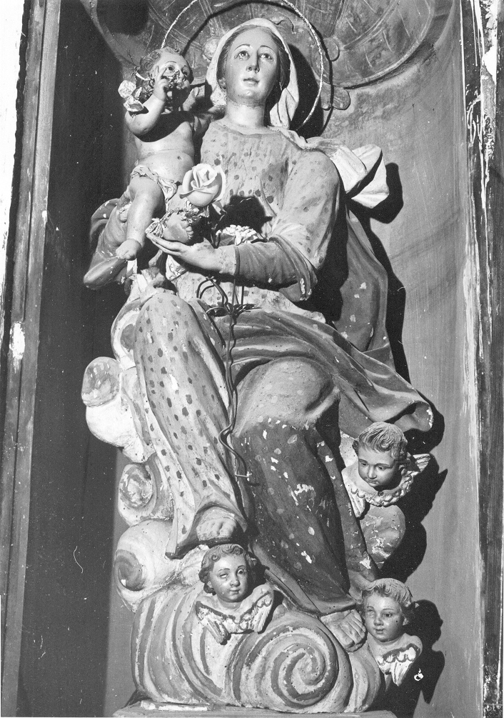 Madonna con Bambino sulle nuvole (statua) - bottega Italia meridionale (metà sec. XVIII)