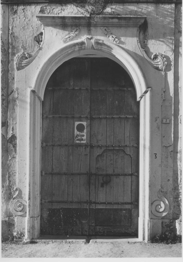 portale - bottega lucana (prima metà sec. XVIII)