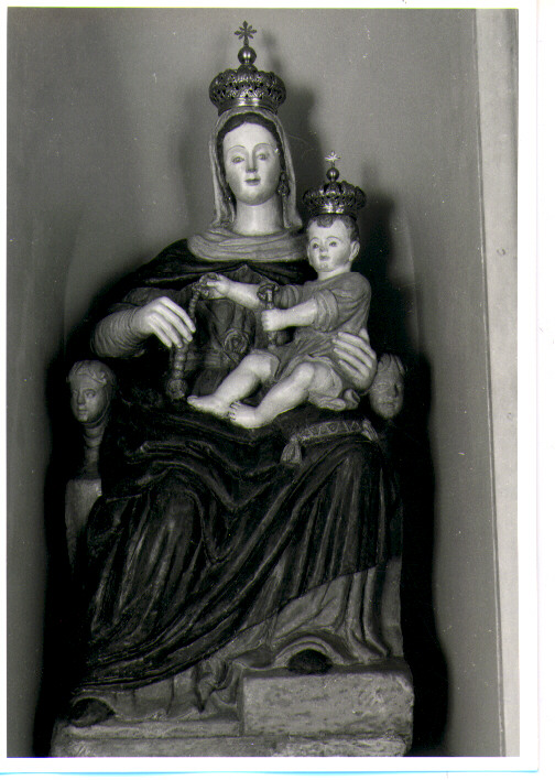 Madonna con Bambino in trono (dipinto) - ambito Italia meridionale (sec. XVII)
