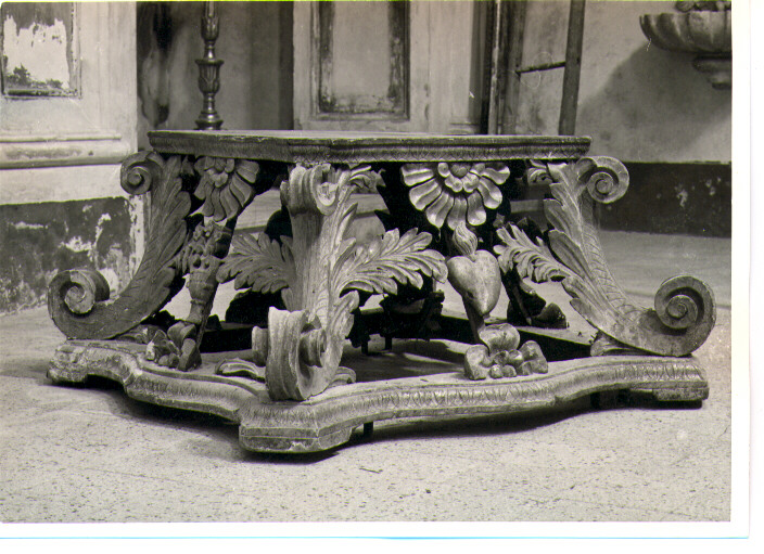 piedistallo di statua - bottega lucana (inizio sec. XIX)