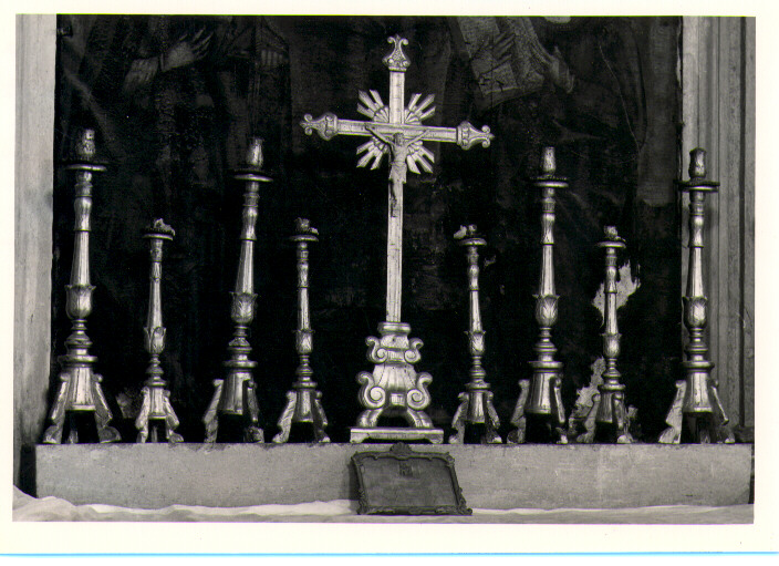 candeliere d'altare - bottega Italia meridionale (prima metà sec. XIX)