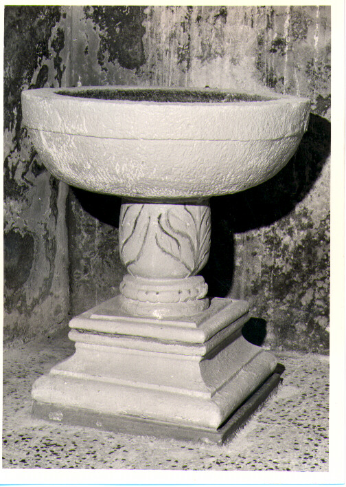 acquasantiera - bottega lucana (sec. XVII)