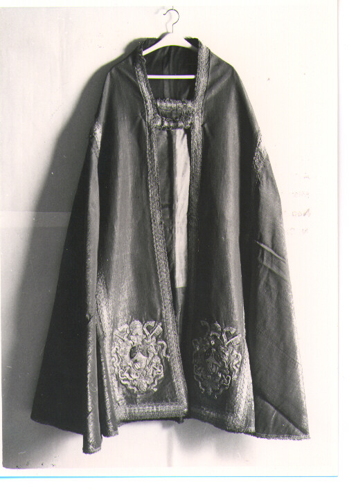 piviale - manifattura napoletana (prima metà sec. XVIII)