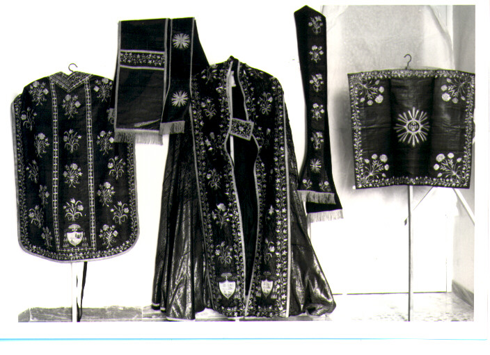 parato - manifattura napoletana (secondo quarto sec. XIX)