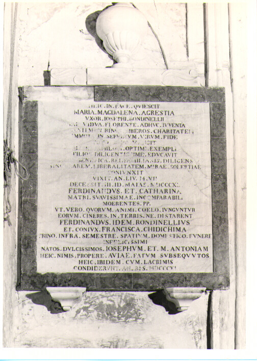 lapide tombale - bottega Italia meridionale (sec. XIX)