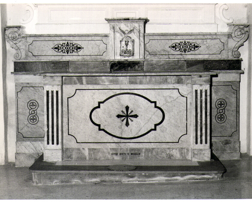 altare - a mensa - bottega Italia meridionale (prima metà sec. XIX)