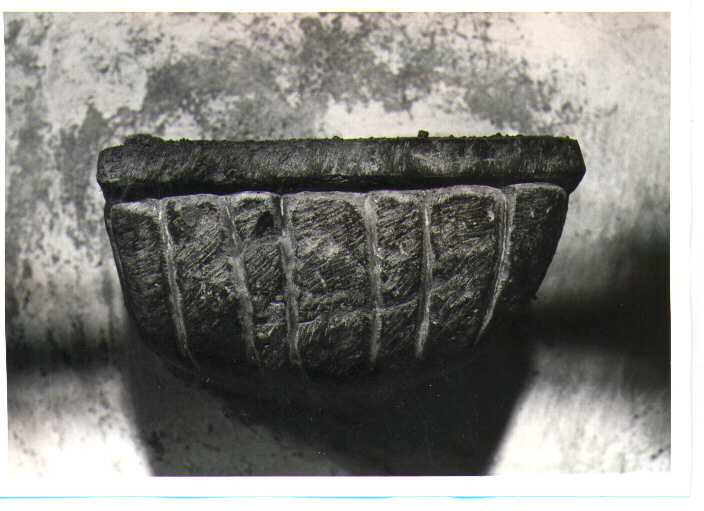 acquasantiera da parete - bottega lucana (prima metà sec. XIX)