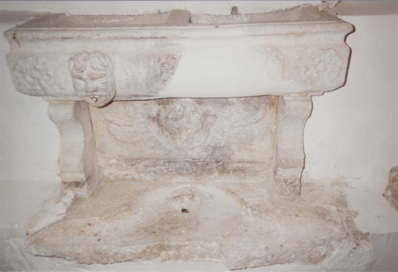 lavabo da sacrestia - bottega lucana (seconda metà sec. XVI)