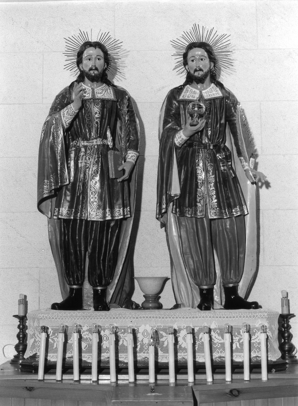 Santi Medici (gruppo scultoreo, opera isolata) - bottega leccese (sec. XIX)