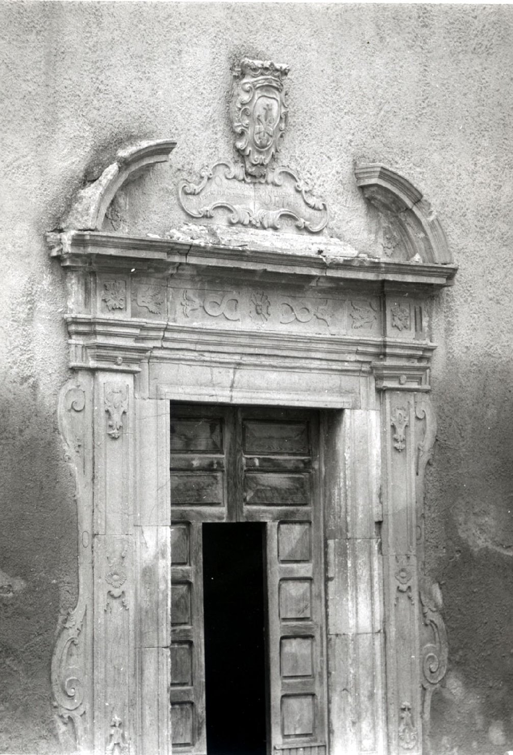 portale maggiore, opera isolata - bottega Italia meridionale (sec. XVIII)