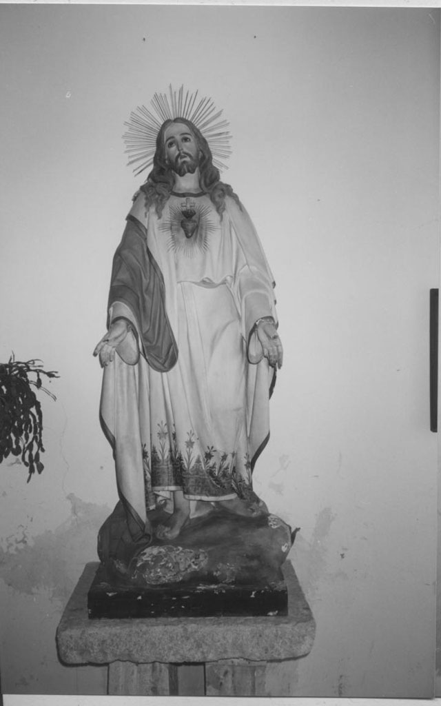 Sacro Cuore di Gesù (statua) di Guacci Luigi (prima metà sec. XX)