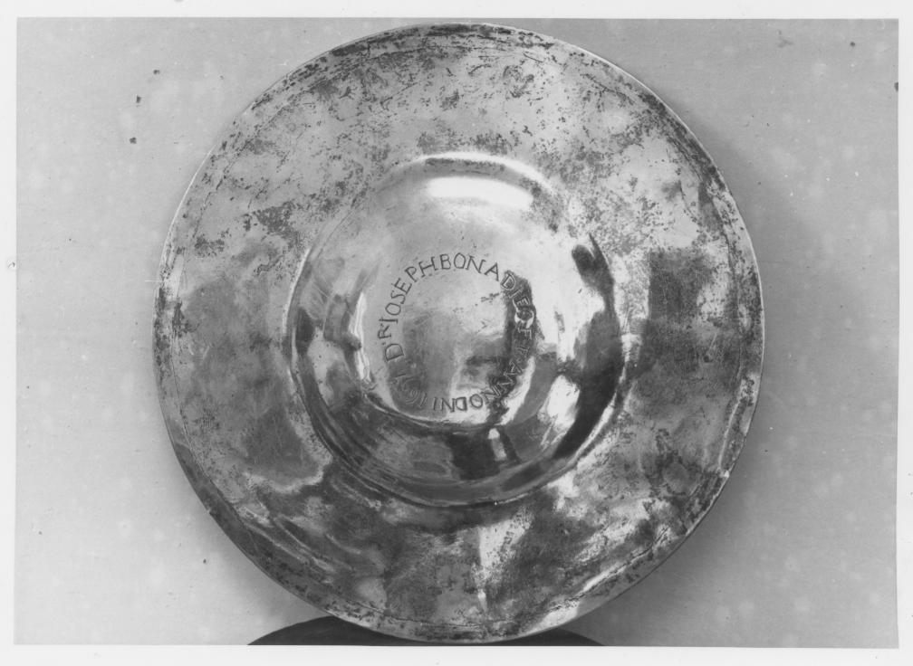 patena - bottega Italia meridionale (sec. XVII)