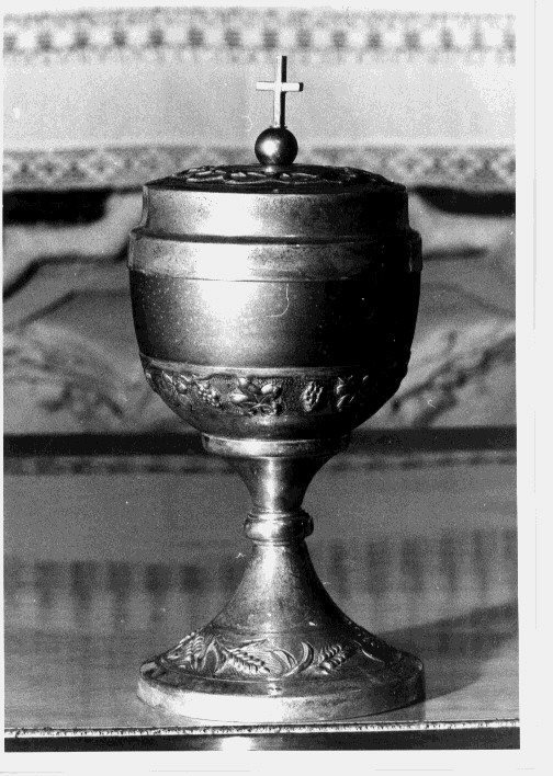 pisside - bottega Italia meridionale (metà sec. XX)