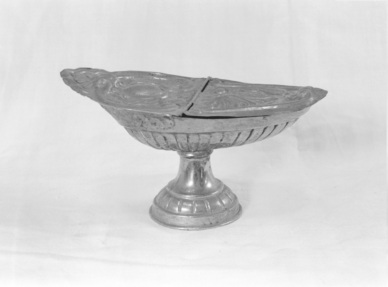 navicella portaincenso - bottega napoletana (metà sec. XIX)