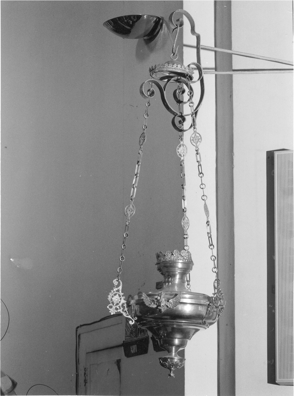 lampada pensile a vaso - bottega Italia meridionale (metà sec. XX)