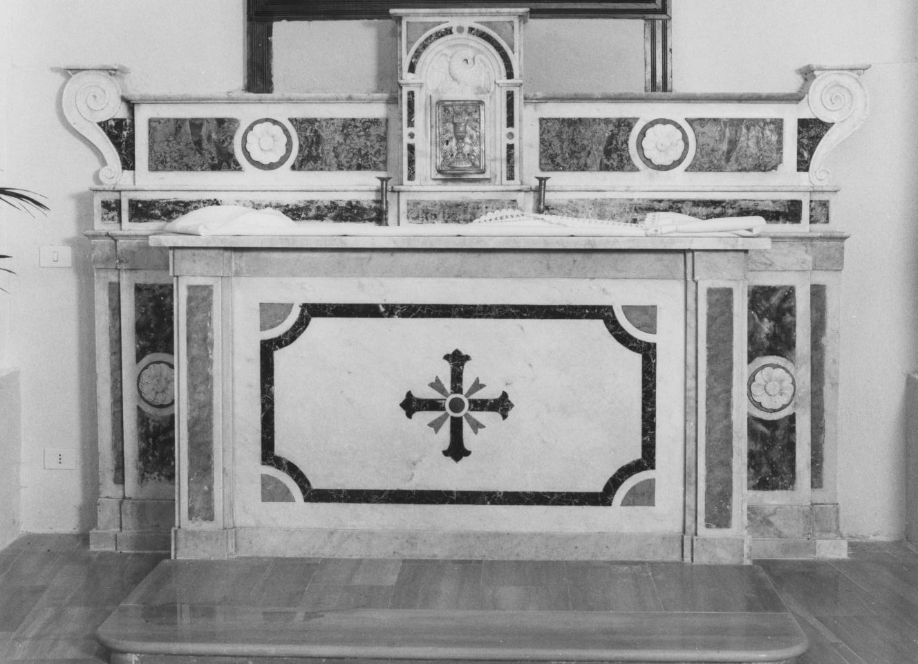 altare - bottega lucana (sec. XX)