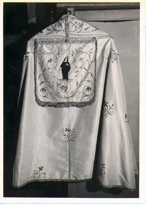 piviale - manifattura napoletana (primo quarto sec. XX)