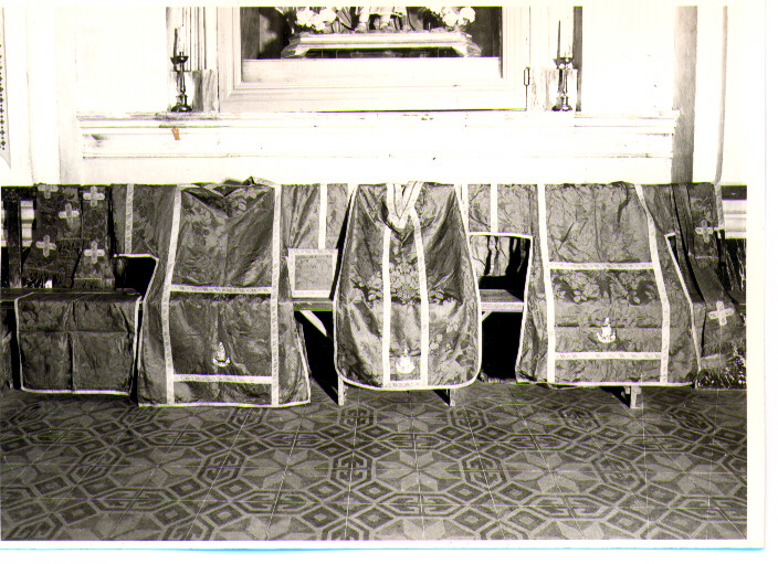 tunicella, serie - manifattura Italia meridionale (seconda metà sec. XIX)