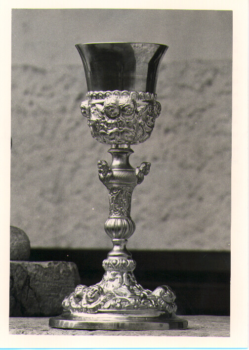 calice - bottega Italia meridionale (sec. XIX)