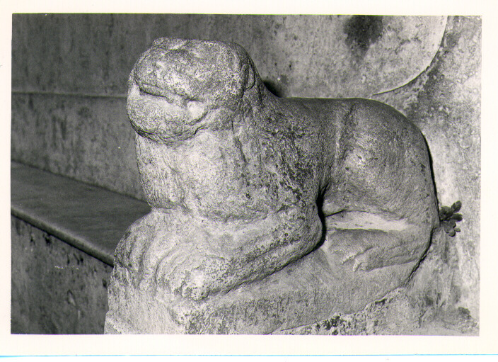 leone (scultura) di Francesco da Sicignano (sec. XIII)