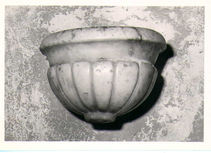 acquasantiera pensile - bottega lucana (sec. XIX)